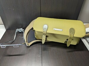 新品半額　送料込　BROOKS大型サドルバッグGLENBROOK SADDLE HOLDALL ショルダーバッグ　バッグサポーターが出てきたのでセットにします。