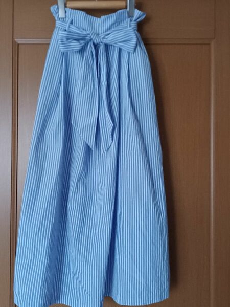 「LAKOLE」ラコレ　ストライプのスカート　夏らしくて素敵です。Mサイズ