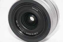 【外観ほぼ新品】Nikon ミラーレス一眼カメラ Z fc レンズキット NIKKOR Z DX 16-50mm f/3.5-6.3 VR シルバー 付属 ZfcLK16-50SL_画像4