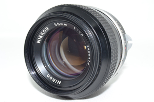 【外観特上級】ニコン Nikon New NIKKOR 50mm F1.4 非Ai 単焦点 　#e8358-1