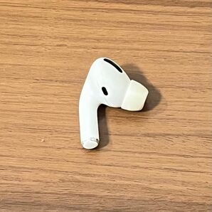 Apple国内正規品 AirPodsPro第1世代 右耳（使用済み）