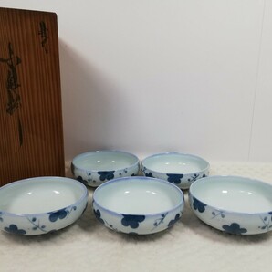 【未使用・保管品】小鉢揃え 木箱入り 和食器 5個セットの画像1