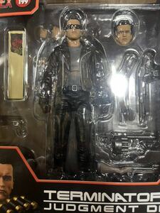 MAFEX муфта .ks Terminator T-800(T2 VERSION )