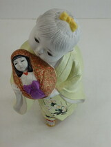 HT◇博多人形 姫達磨を抱く少女 高さ約28㎝_画像7