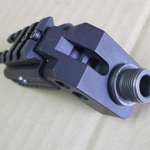 メーカー不明 レプリカ・Glock グロック17系 20ｍｍレール マズルアタッチメント・中古の画像7