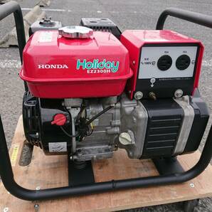 中古 HONDA ホンダ 本田技研 2.0kVA エンジン発電機 Holiday ホリデー EZ2300H 50Hzの画像1