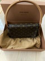 中古美品ルイ・ヴィトン モノグラム ミニ・ルーピング バッグ LOUIS VUITTON☆_画像2