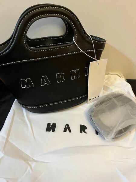 新品！！【MARNI】マルニ ショルダーバッグ トロピカリア マイクロ　ブラック