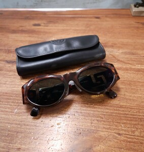 прекрасный товар *GIANNI VERSACE Gianni Versace солнцезащитные очки оправа для очков T74/C Vintage с футляром 