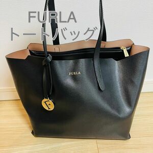 FURLA フルラ　トートバッグ　ブラック