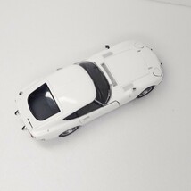 1/24 トヨタ　2000GT 　昭和の名車　ミニカー　レトロ　スポーツカー　1円スタート 1円〜 042201_画像3