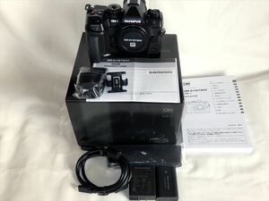 中古　オリンパス　OLYMPUS　OM-1ボディ　元箱　