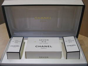 ☆CHANEL　シャネル　SAVON NO.5　オードトワレ NO.5/NO.19　3点BOX　ギフト　石鹸　香水　USED品　保管品