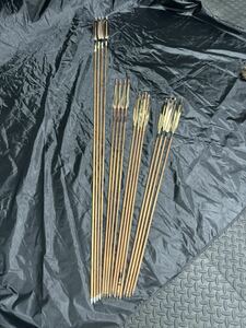  archery arrow summarize 16 point archery . bow arrow bow . wooden bamboo feather old arrow armor .. total length approximately 145cm/96cm/87cm used present condition pick up the same day sending out details unknown 