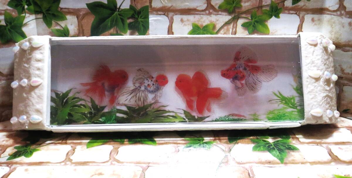 Un cuadro enmarcado moderno, 3D, pez de colores, hecho con 3 paneles acrílicos y pegatinas de peces dorados, Parte 2, 710 yenes, Artículos hechos a mano, interior, bienes varios, ornamento, objeto