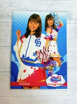 ☆ BBM プロ野球チアリーダーカード 2021 DANCING HEROINE 舞 舞64 チアドラゴンズ2021 中日ドラゴンズ MANA ホロPPパラレル版_画像1