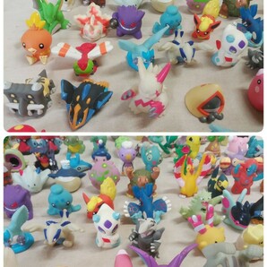 大量!! まとめ売り!!【 ポケモン 指人形 】約95個 中古品 ポケットモンスター フィギュア ソフビ ピカチュウ 缶ケース付の画像6