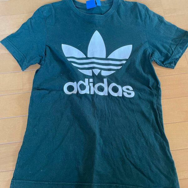 adidas 半袖Tシャツ