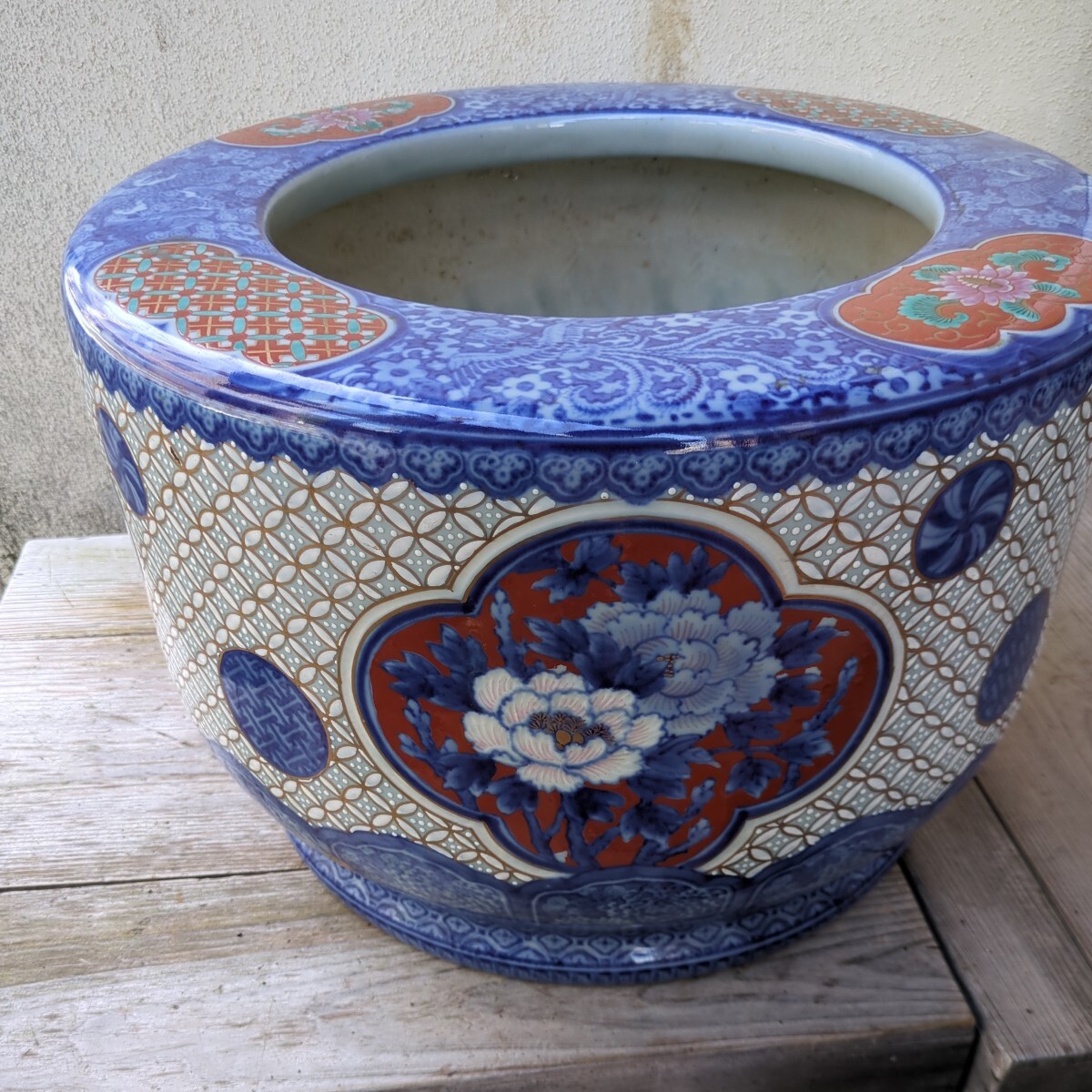 Yahoo!オークション -「めだか 鉢」(伊万里、有田) (日本の陶磁 Yahoo!オークション -「めだか 鉢」(伊万里、有田) (日本の陶磁