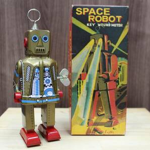 ★【中古品】スペースロボット ブリキ おもちゃ ゴールド色 昭和レトロ スパーク確認済み【Y4041103】★の画像1