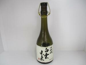 * 10 four fee white ... junmai sake large ginjo .. empty bin empty bottle old cap 2018 year 7 month manufacture goods height tree sake structure S4041305