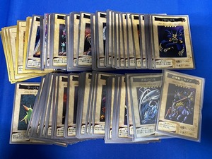  card [5493] Yugioh together approximately 120 sheets BANDAI * cat pohs possible * blue eye. white dragon Gaia The Fierce Knight . seal ... thing. right arm * right legs . wistaria .. sea horse 