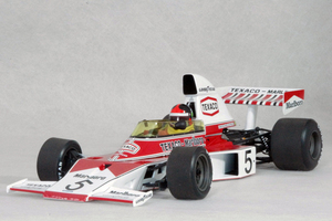 ● 1/18 マクラーレン 〓 フォード M23 / E.フィティパルディー W.チャンピオン【 デカール加工済み 】〓 McLaren MINICHAMPS