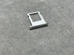 【送料無料】スモールパーツ/iPhone6/SIMトレー (Silver)