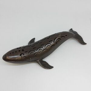 クジラ　香炉　銅色　鯨　置物　インテリア
