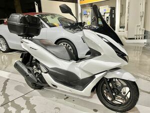 売切美車! PCX125 ABS JK05 昨年11月新車購入 2,000km未満 装備いろいろ JF81 JF56 JK06 PCX150 160 シグナス NMAX アドレス ジョグ リード