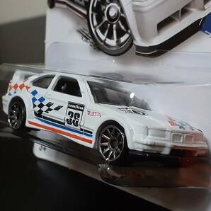 HOT WHeeLs BMW E36 M3 RACE CAR GOOD YEAR 白 ビーエム エムスリー ミニカー フルエアロ CUSTOM オバフェン レース仕様 ホットウィールの画像5