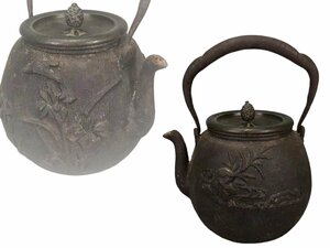 J0720C 丸形鉄瓶 花鳥文 松摘銅蓋 茶道具 煎茶道具 茶注 急須 湯沸 時代物 容量約1700ml