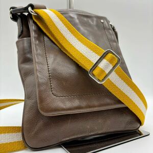 1円 希少●BALLY バリー ショルダーバッグ メンズ ビジネス ボディ メッセンジャー フラップ トレスポ 黄色 レザー 本革 ロゴ 斜め掛け 茶