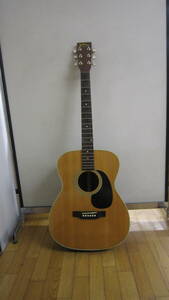 MR5701　Aria　Dreadnought EST.1956　ジャンク品