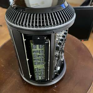 Macpro Late2013 CPU12コア、メモリ64GB,SSD512GB,Firepro700アップグレード済みの画像4