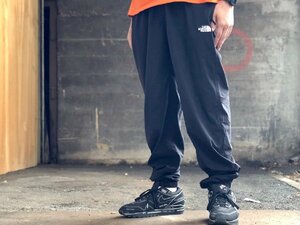 ◆国内正規 ノースフェイス バーサタイル パンツ Versatile Pant NB31948 ナイロン パンツ　シャカシャカ サイズL 美 黒