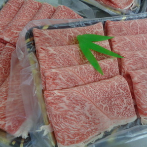 近江牛A５牝 超特肩肉しゃぶしゃぶ ２ｋｇ （58）の画像2