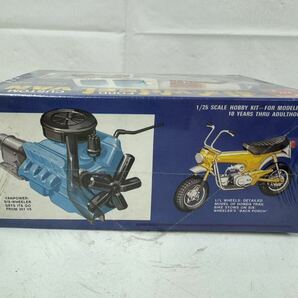 三396☆【未開封】amt six WHEEL VAN FORD CUSTOM with TRAIL BIKE 1/25 プラモデル 未組立 当時物 希少品☆の画像4