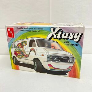 140☆【現状品】amt Xtasy CHEVY CUSTOM VAN T401 プラモデル 1/25スケール HOBBY KIT ☆