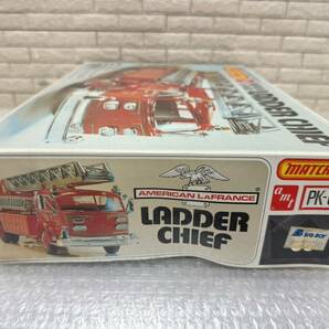 三496☆【未組立】amt AMERICAN LAFRANCE LADDER CHIEF プラモデル 当時物 希少品 1/25☆の画像3