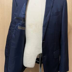 綺麗 THE SUIT COMPANY スーツカンパニー シルク混 4シーズンウォッシャブル生地 ストライプ シングルスーツ 紺 サイズ1806D XL相当の画像6