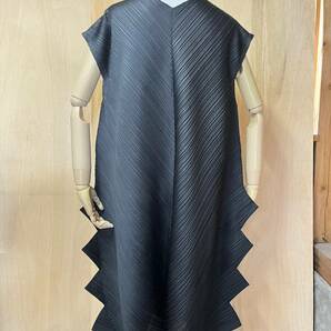 美品 プリーツプリーズ PLEATS PLEASE ISSEY MIYAKE 変形 ノースリーブ ロング丈 ワンピース 黒 サイズ5の画像3