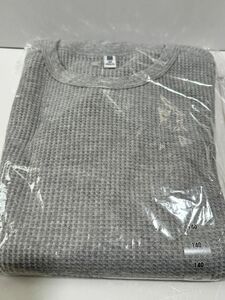 UNIQLOワッフル生地グレーのロングTシャツ　キッズ　140