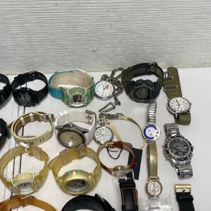 【★13-6879】■ジャンク■時計 大量まとめ 約112点 SEIKO CASIO CITIZEN RADO Dunhill Vivienne Westwood DIESEL Swatchなど （4574）の画像4