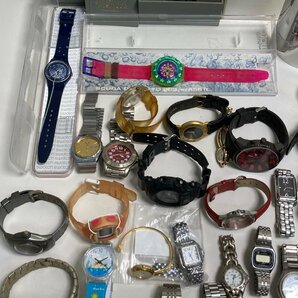 【★13-6879】■ジャンク■時計 大量まとめ 約112点 SEIKO CASIO CITIZEN RADO Dunhill Vivienne Westwood DIESEL Swatchなど （4574）の画像5