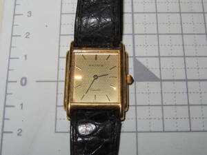 Кот Попроспроизвольный продукт Walth Square Gold Quartz Watch Waltham