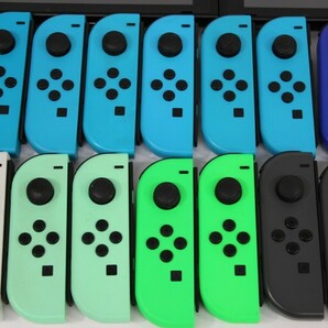 049 k2029 Nintendo Switch 本体×4台 SwitchLite 本体×6台 Joy-Con×29個 まとめセット 動作未確認 ジャンク品の画像4