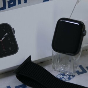 関西Apple Watch SE 44mm GPSモデル MYE32J/A 32GB この機会にぜひいかがでしょうか!! J493888 B ◆の画像1