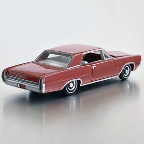 1/64 オートワールド '64 ポンティアック グランプリ ロイヤル ボブキャット Auto World 1964 Pontiac Grand Prix Royal Bobcatの画像5