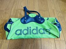 レアな蛍光グリーン色！ adidas アディダス トレフォイルロゴ無し 1970年代初期？ 当時物 ボストンバッグ スポーツバッグ 中古品 現状渡し_画像9